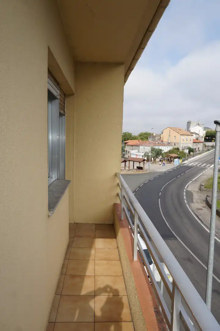 Terraza de Piso en venta en Monterroso con Amueblado, Horno y Balcón
