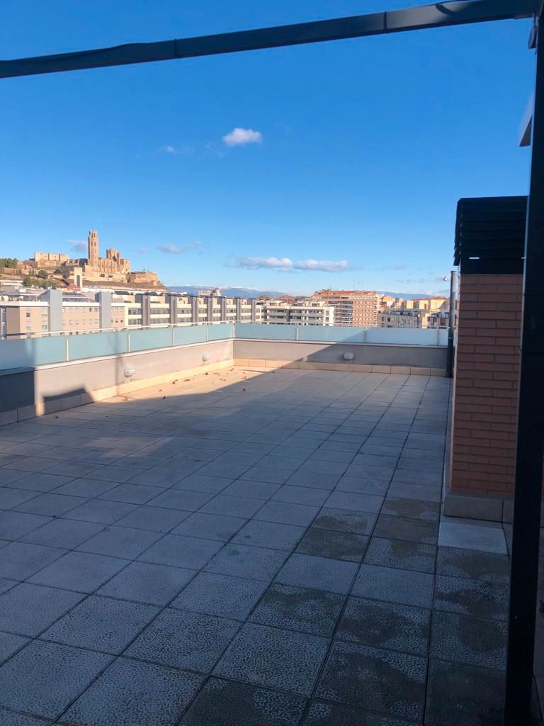 Terrassa de Dúplex de lloguer en  Lleida Capital amb Aire condicionat, Calefacció i Parquet