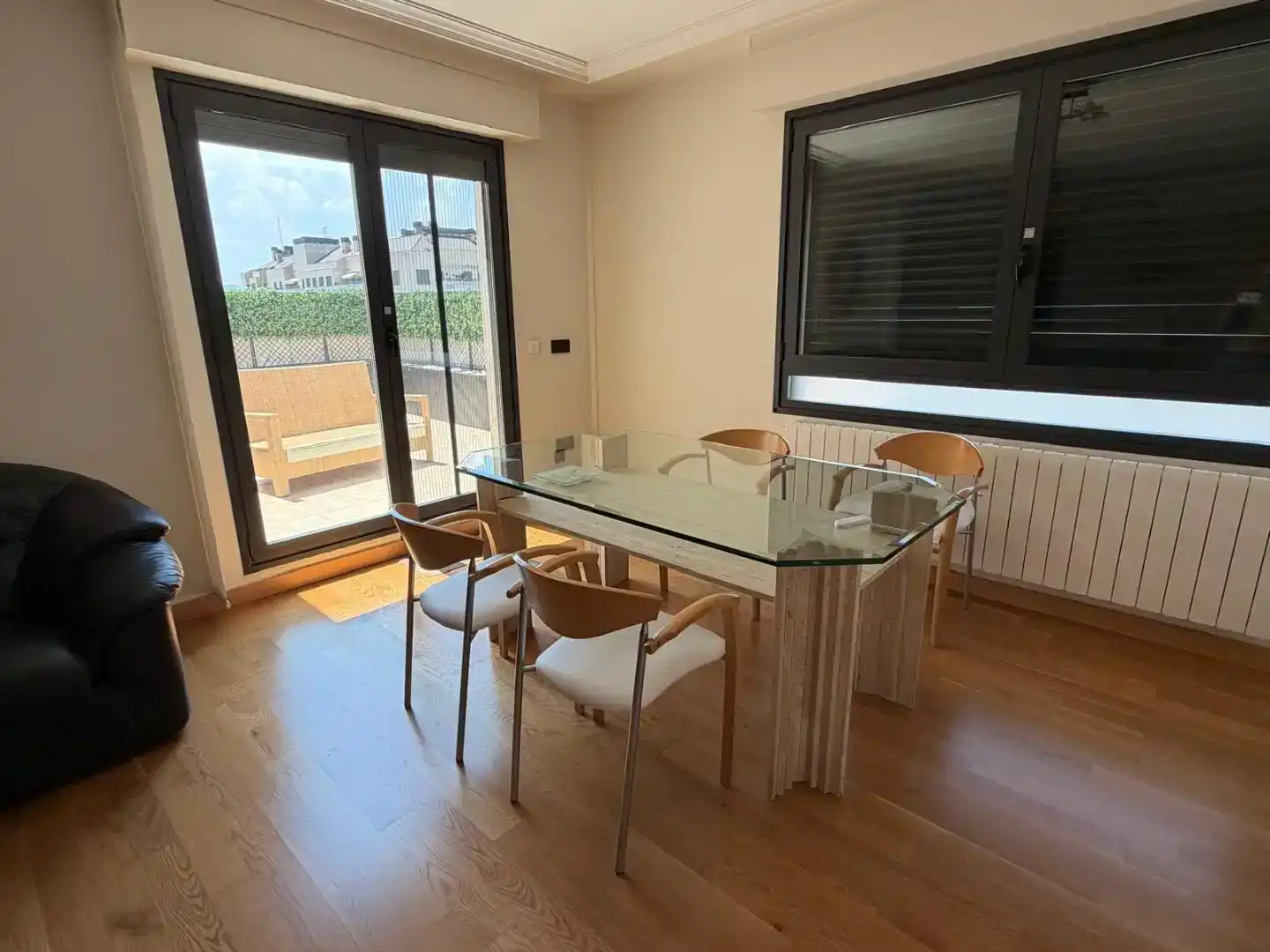 Comedor de Piso para compartir en  Logroño con Aire acondicionado, Jardín privado y Parquet