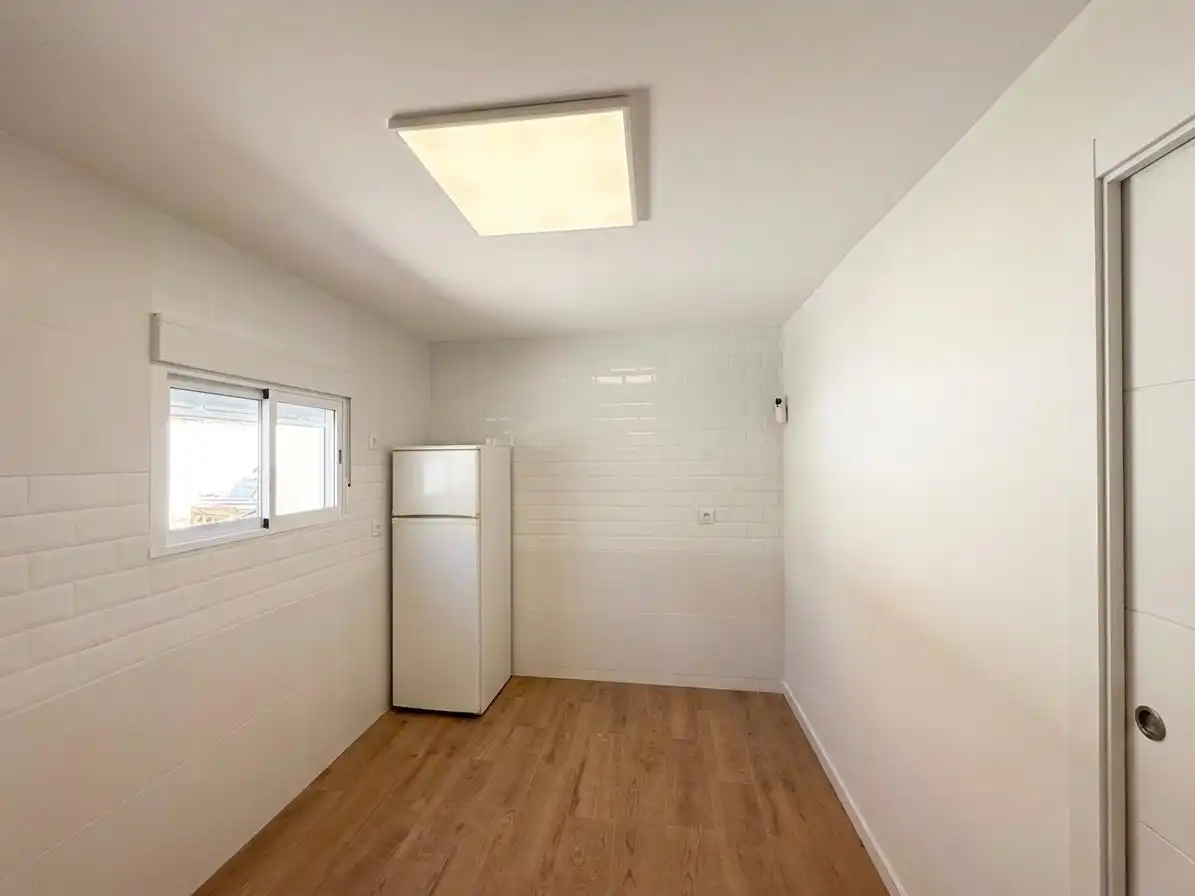 Kitchen of Detached homes for sale in Fuensalida  with Alarm