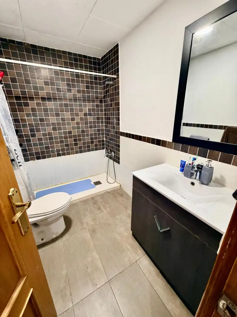 Baño de Piso en venta en Malgrat de Mar con Parquet, Trastero y Balcón