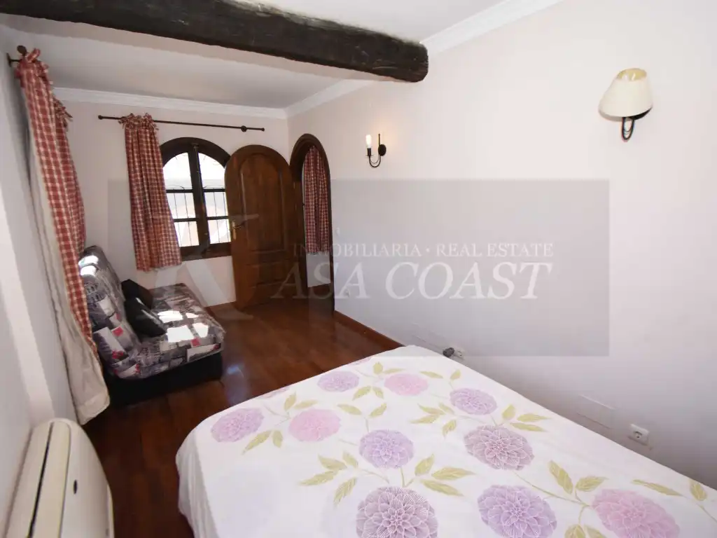 Habitación de Casa adosada en venta en Fuengirola con Aire acondicionado, Jardín privado y Terraza