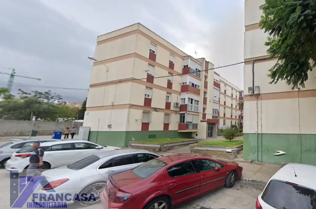 Vista exterior de Piso en venta en San Fernando