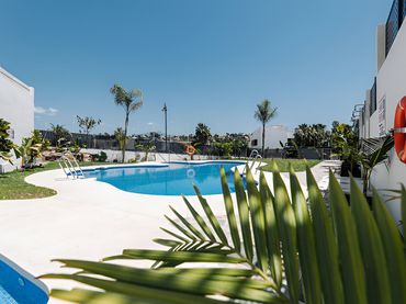 Adossat amb piscina en venda a Benamara - Atalaya