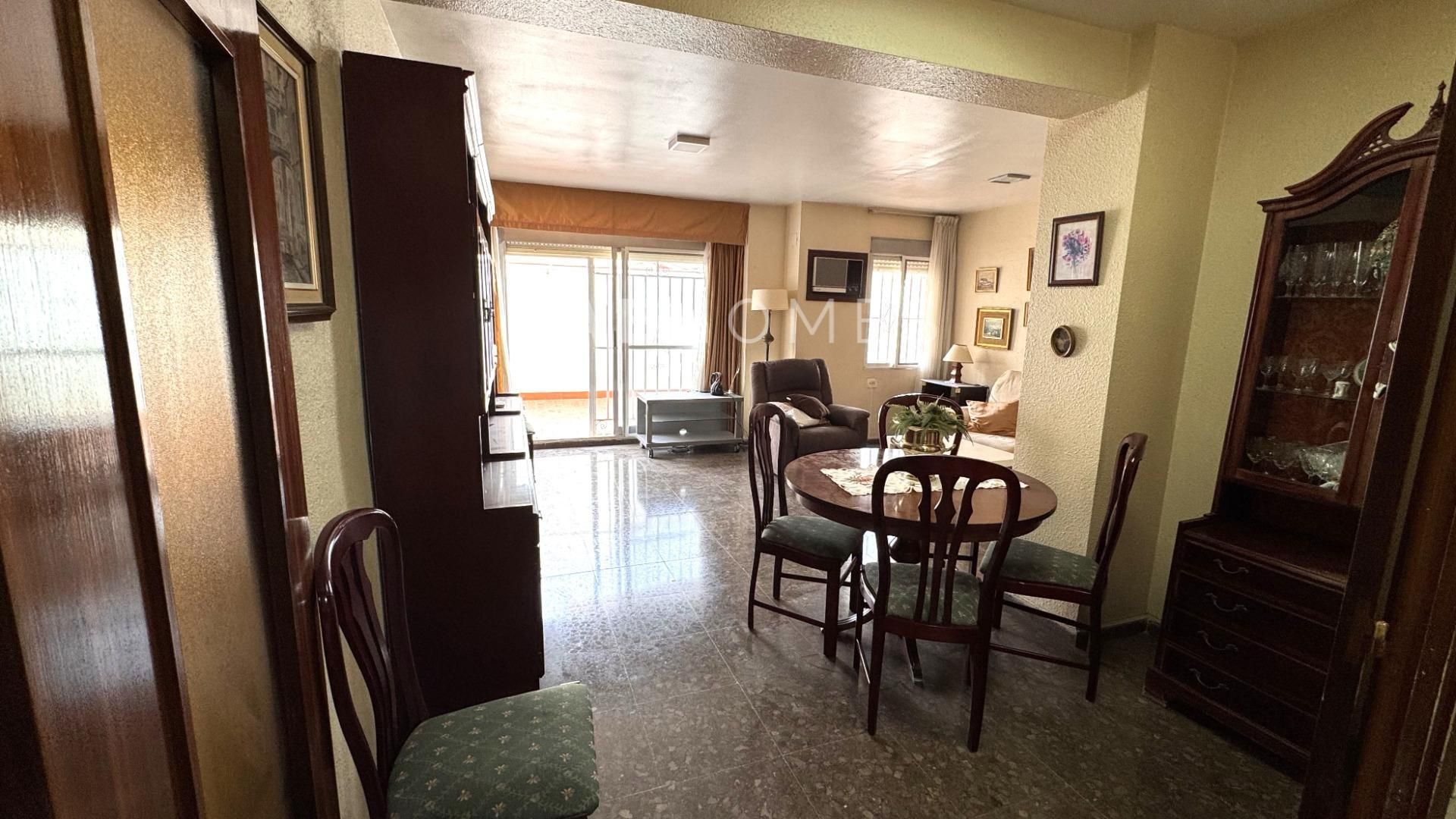 Living room of Flat for sale in  Valencia Capital  with Air Conditioner, Terrace and Furnished