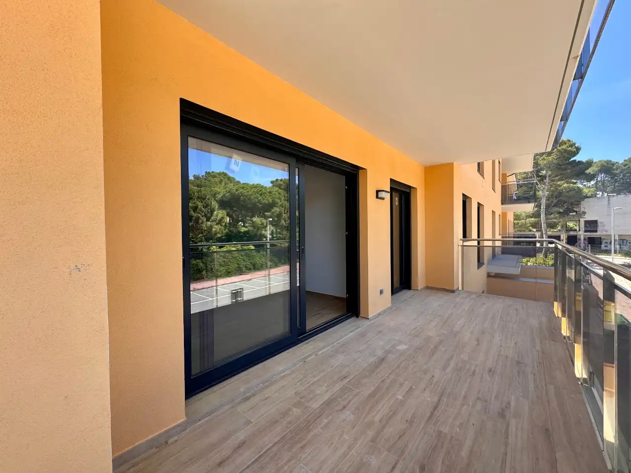 Terrasse von Wohnung zum Verkauf in Pals mit Klimaanlage, Heizung und Terrasse