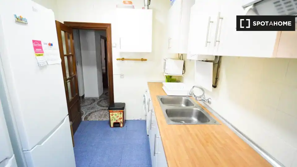 Room in Valencia, Valencia