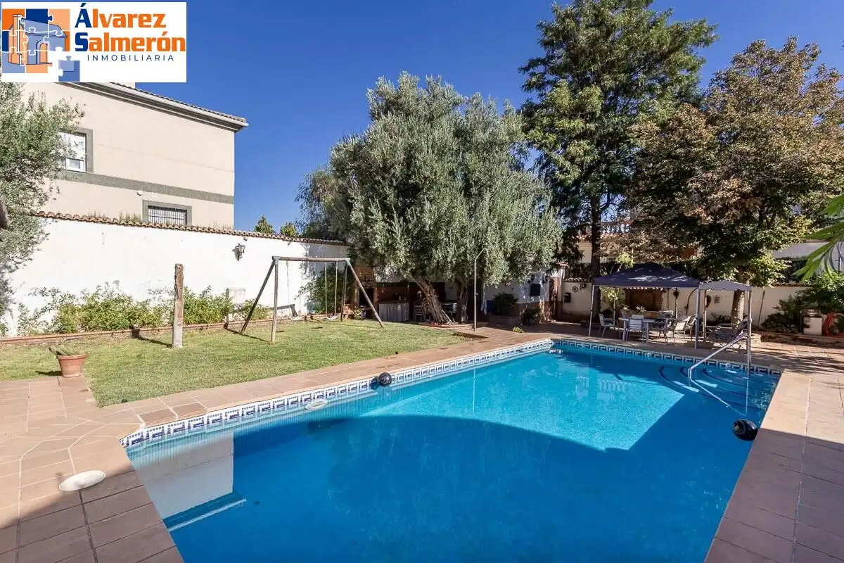 Detached house with pool for sale in Residencial Triana - Barrio Alto, imagen 4
