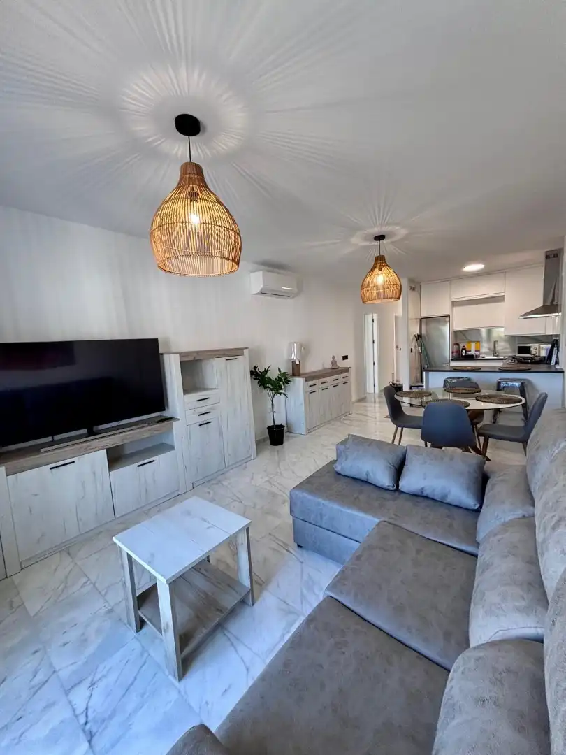 Wohnzimmer von Dachboden zum Verkauf in Arcos de la Frontera mit Terrasse, Möbliert und Ofen