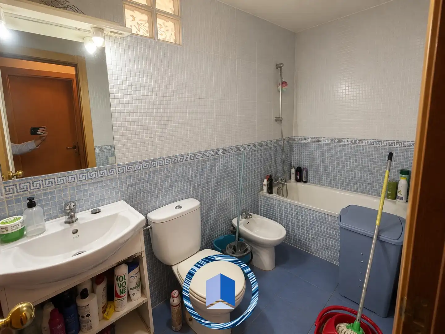 Baño de Piso en venta en Montequinto con Terraza
