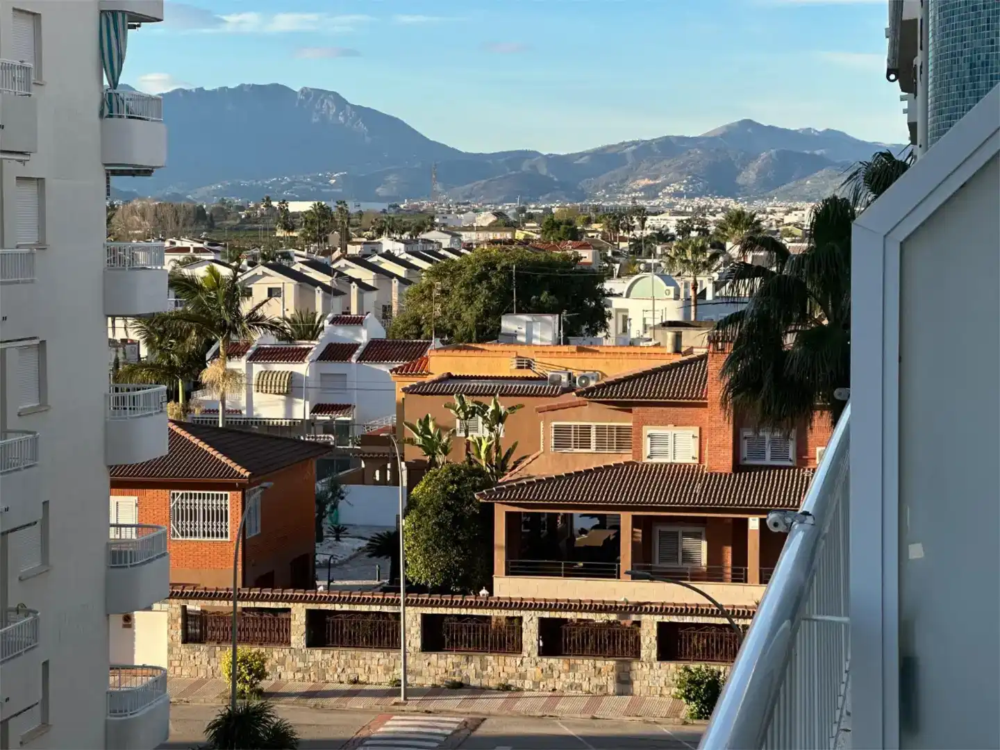 Außenansicht von Wohnung zur Miete in Daimús mit Schwimmbad
