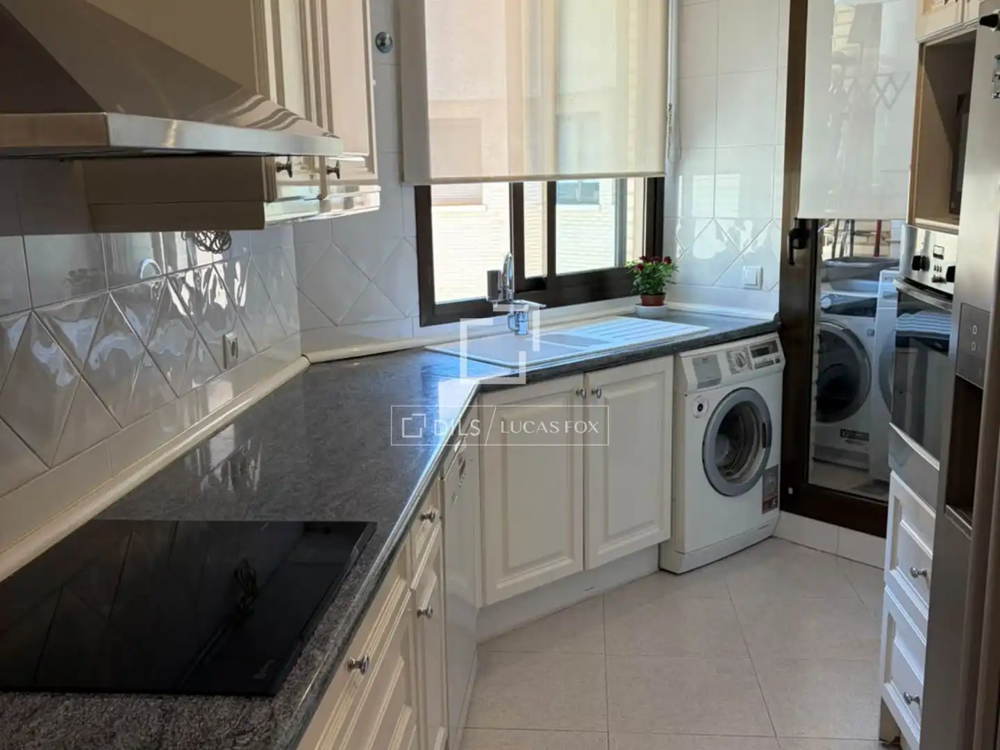 Kitchen of Flat for rent in Majadahonda  with Air Conditioner, Heating and Private garden