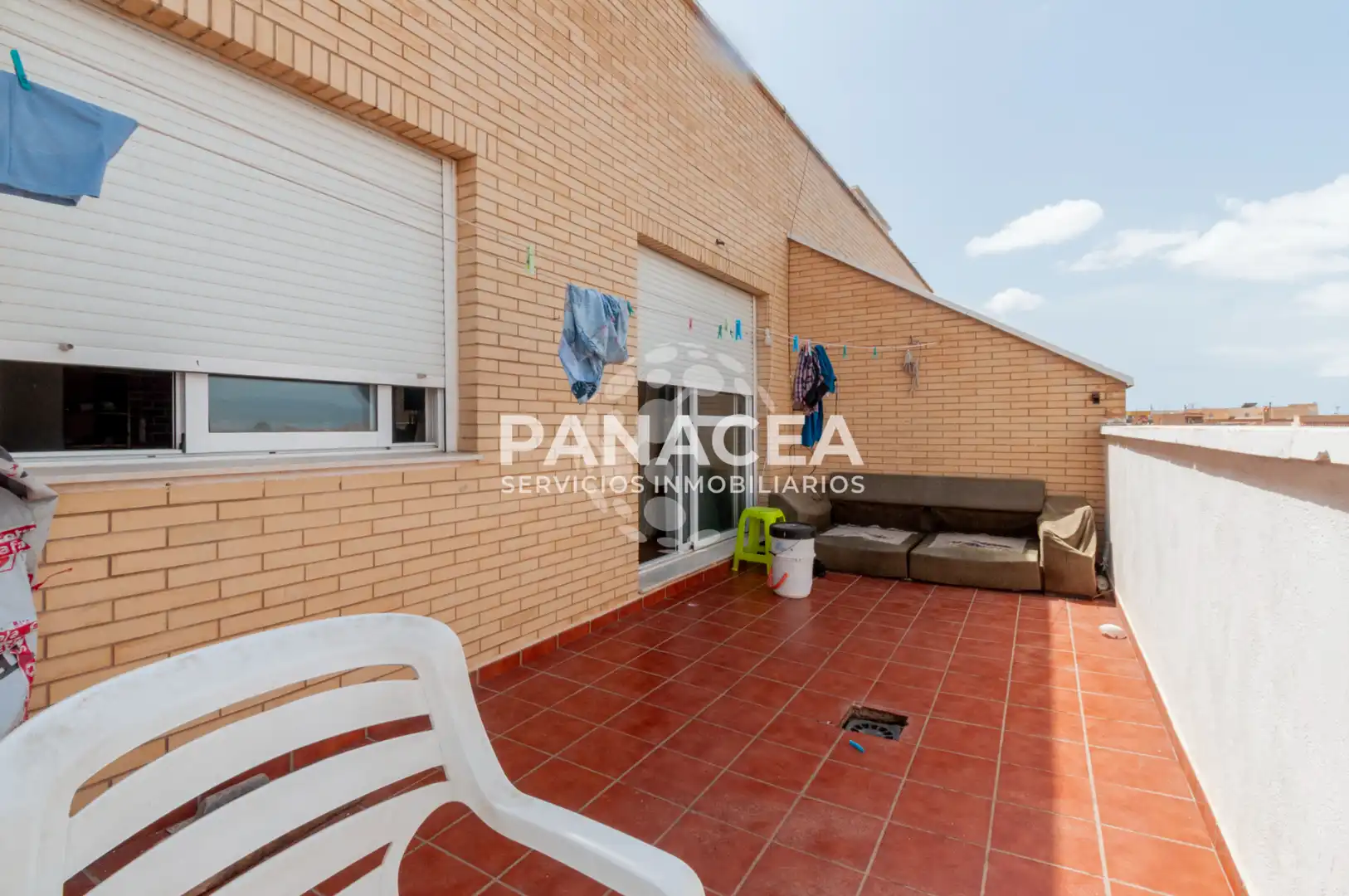Terrassa de Pis en venda en El Ejido amb Moblat, Microones i TV