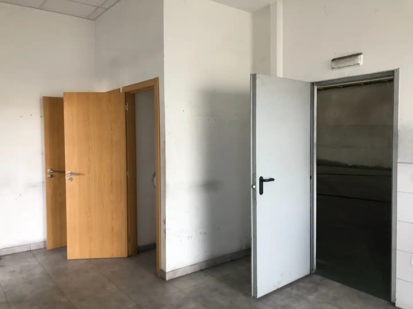 Nau industrial en venda en O Porriño   amb Alarma