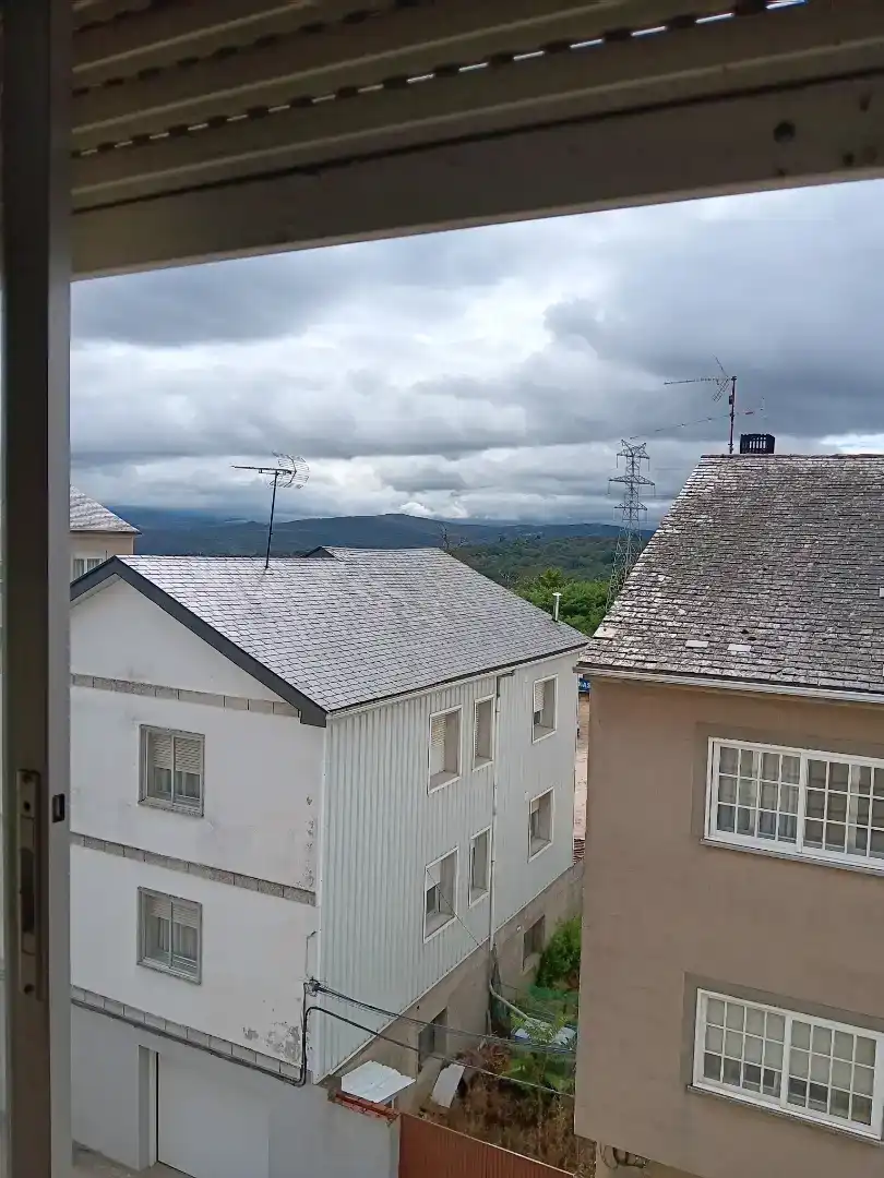 Vista exterior de Pis en venda en A Pobra de Trives 
