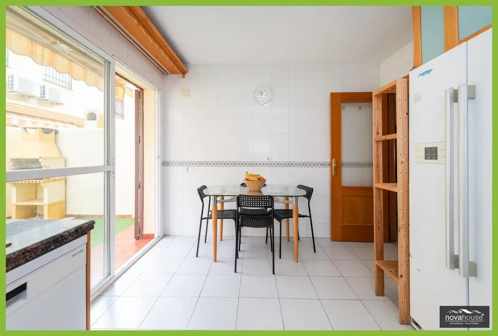 Casa adosada en venta en Calle Albon, Torre de Benagalbón