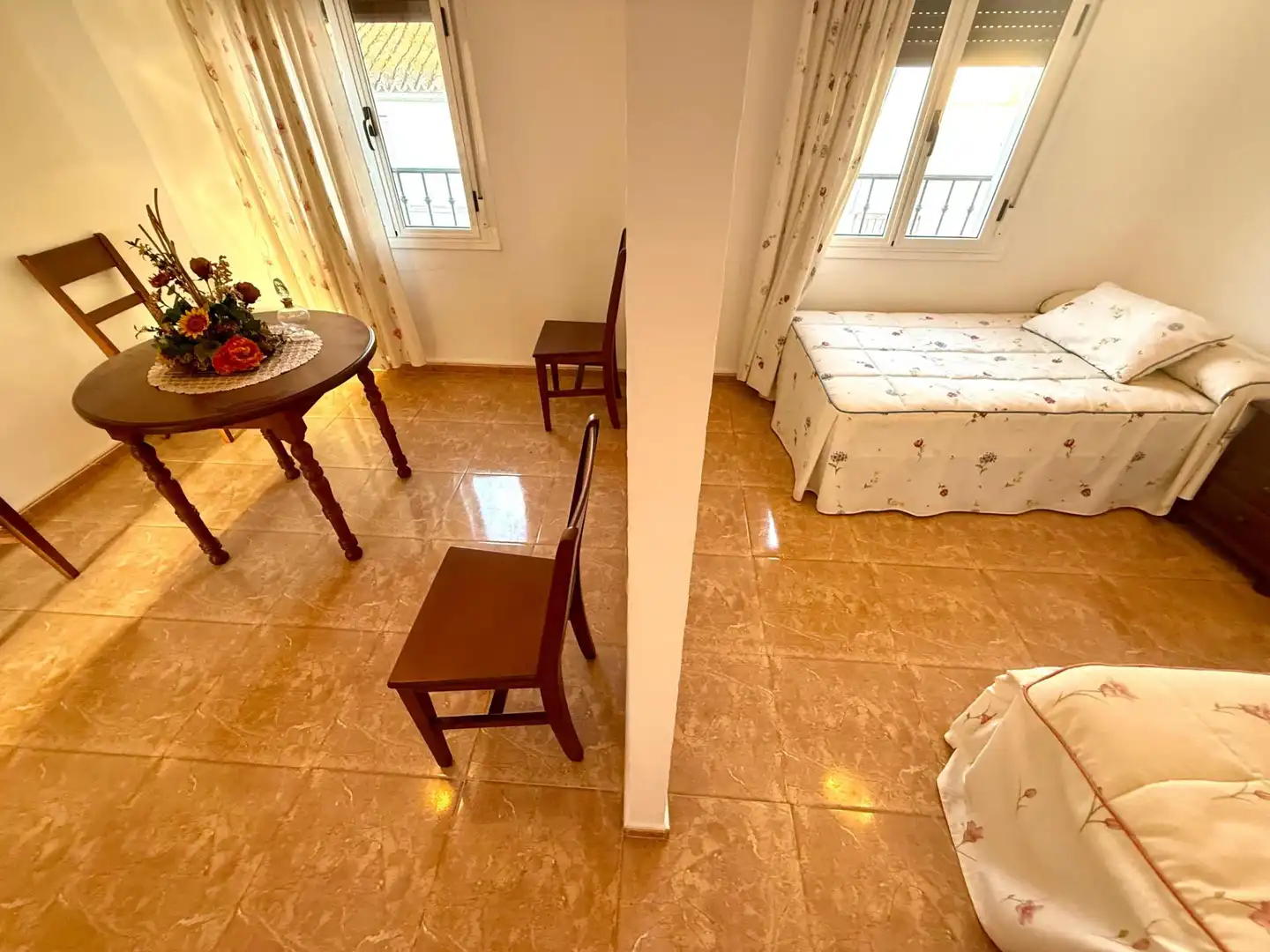 Sala d'estar de Casa o xalet en venda en Humilladero amb Terrassa, Traster i Moblat