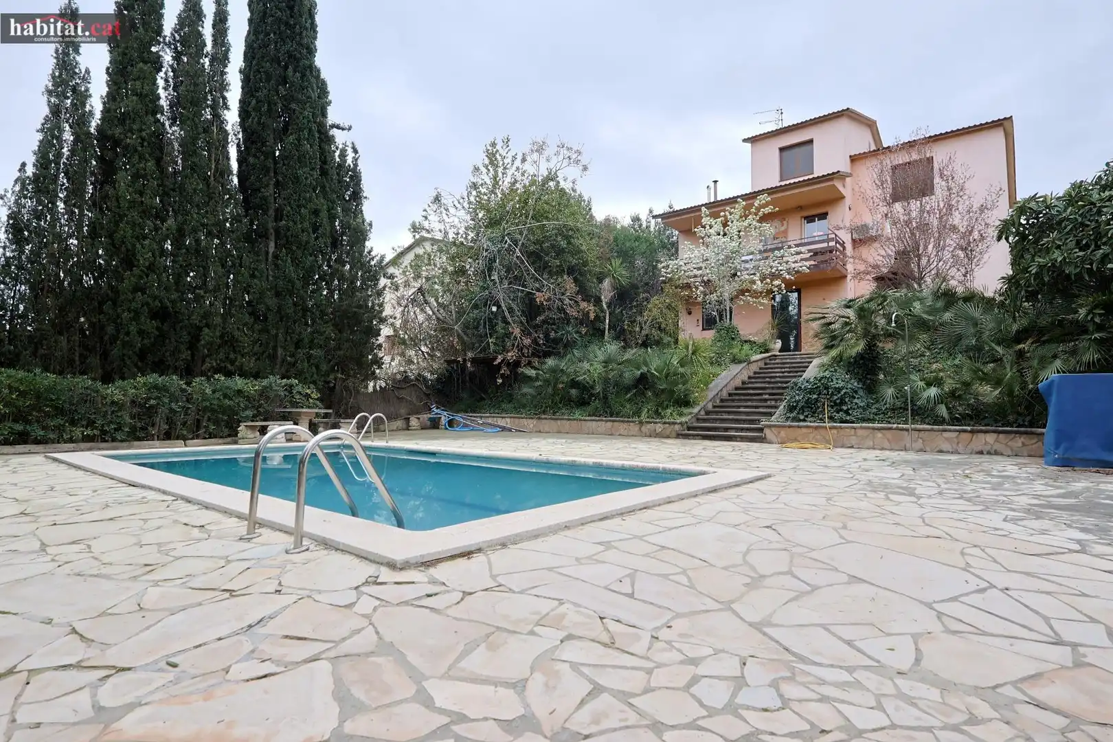 Casa con terraza en venta en Canyelles, imagen 2