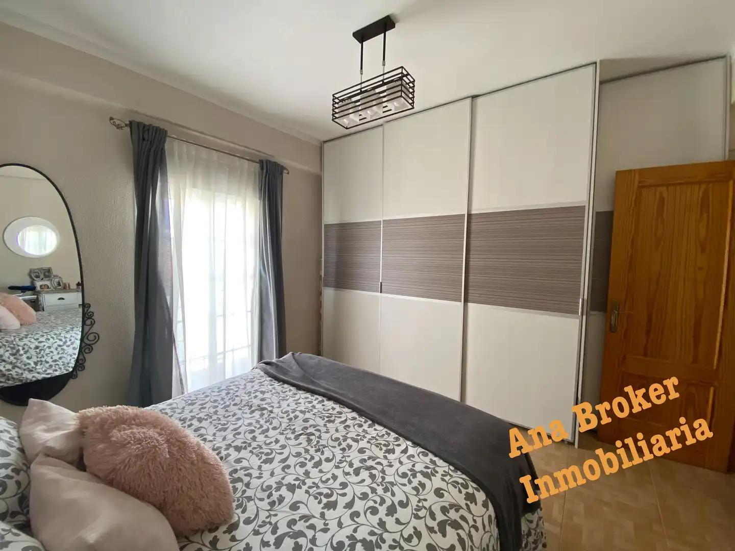 Flat for sale in Casco Histórico