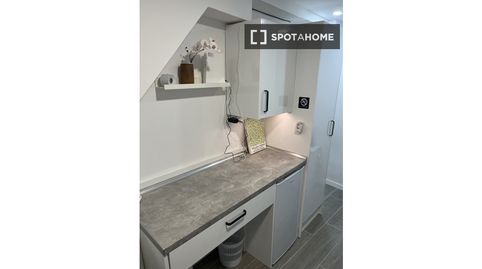 Photo 3 of Flat for rent in Universidad - Malasaña, Madrid Capital