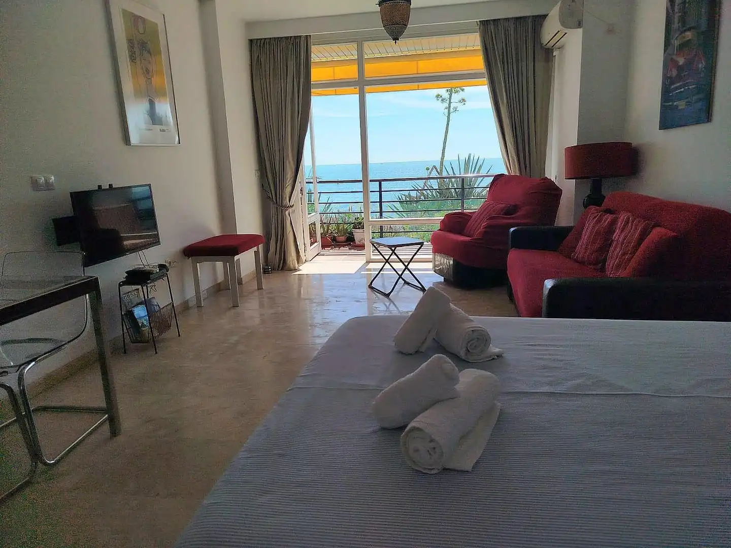 Habitación de Estudio en venta en Torremolinos con Aire acondicionado, Jardín privado y Terraza