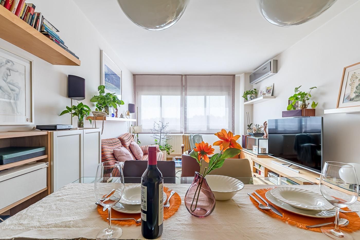 Sala de estar de Piso en venta en  Madrid Capital con Aire acondicionado, Calefacción y Jardín privado