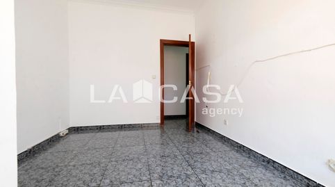 Photo 3 of Flat for sale in Carrer del Doctor Pi I Molist, El Turó de la Peira, Barcelona Capital