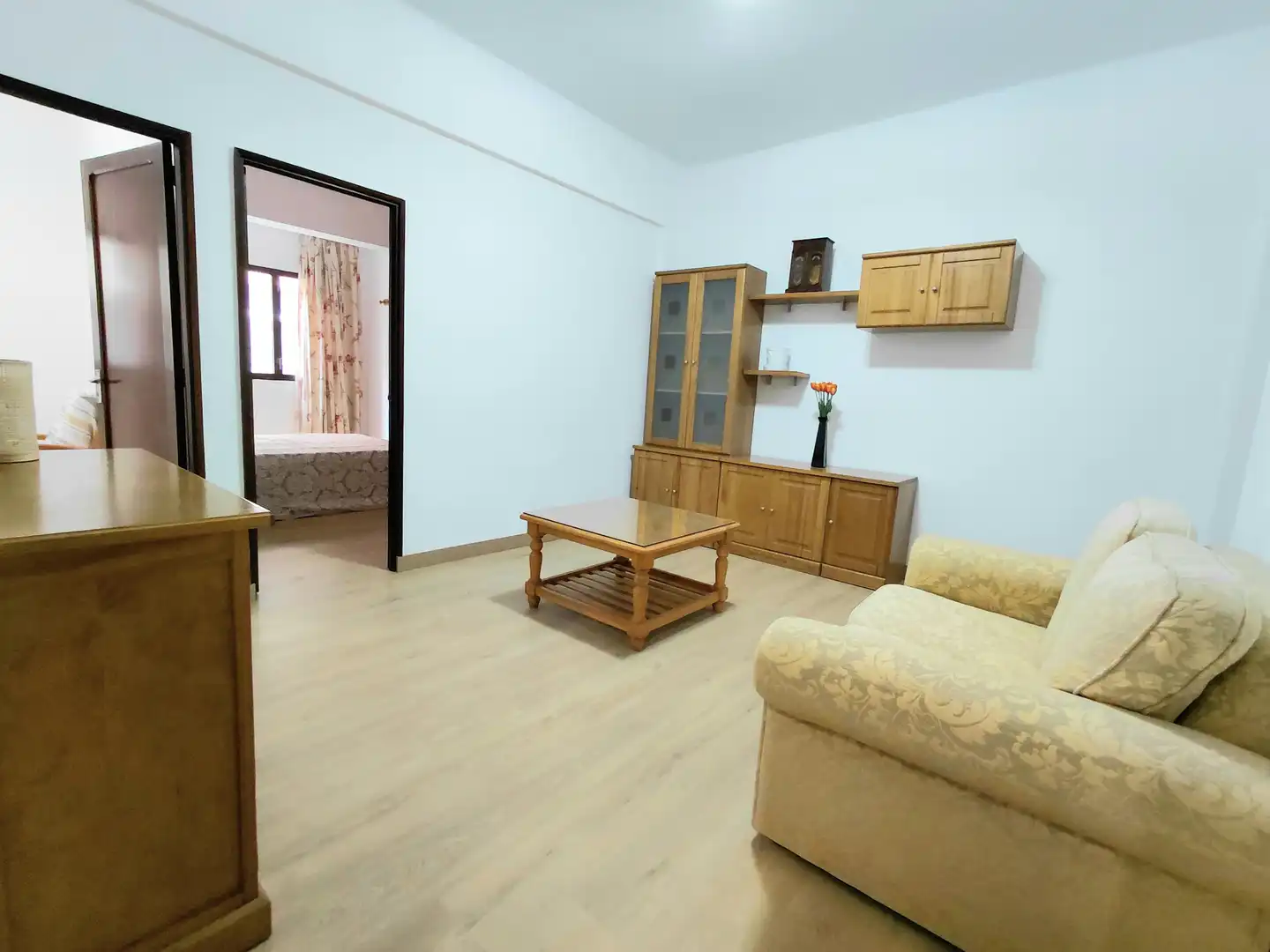 Sala de estar de Piso de alquiler en Las Palmas de Gran Canaria con Parquet, Amueblado y Lavadora