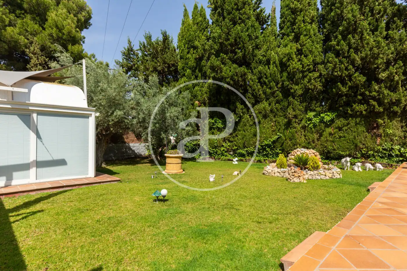 Jardín de Casa o chalet en venta en Elda con Aire acondicionado, Calefacción y Jardín privado
