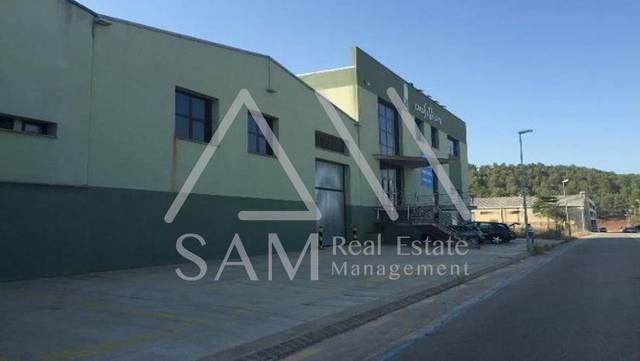 Nave industrial en Venta en Artés