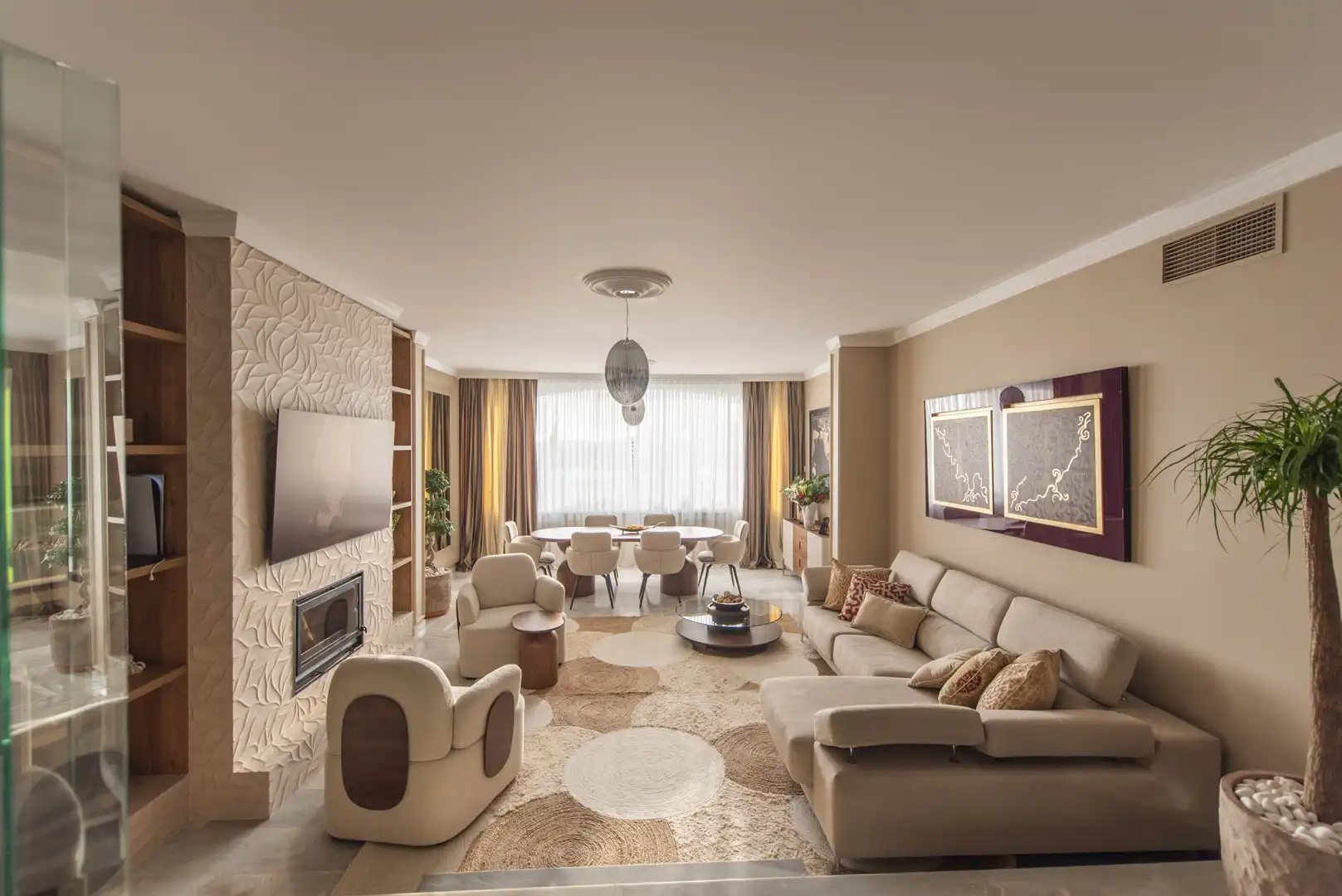 Sala d'estar de Casa adosada en venda en Marbella amb Terrassa, Piscina i Piscina comunitària