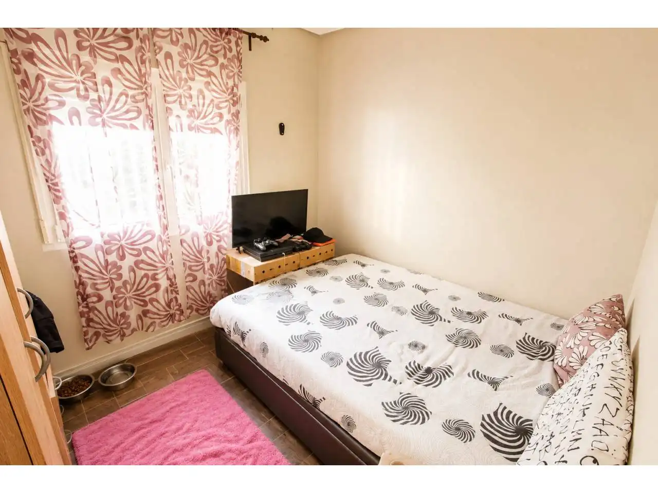 Bedroom of Flat for sale in Madrid