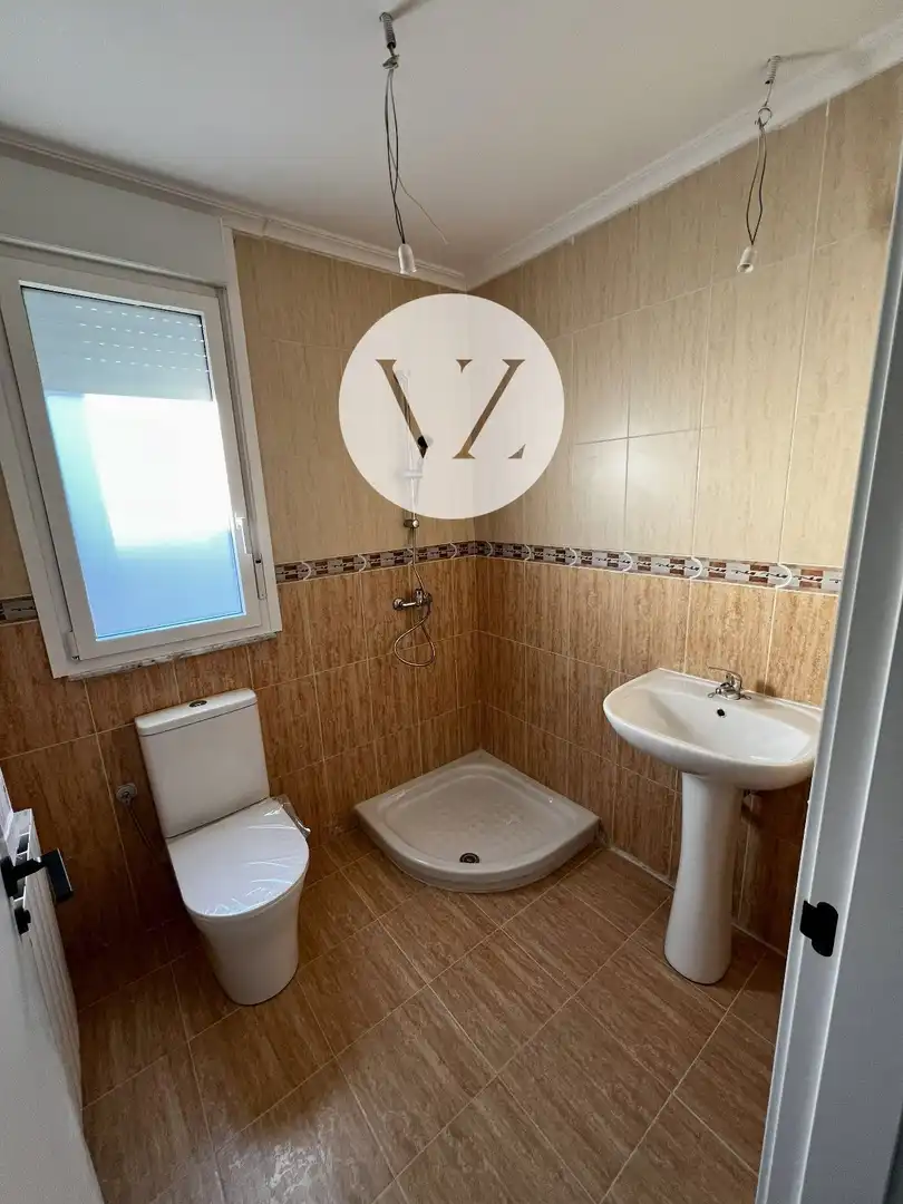 Badezimmer von Wohnung zum Verkauf in Pelabravo mit Heizung, Privatgarten und Terrasse