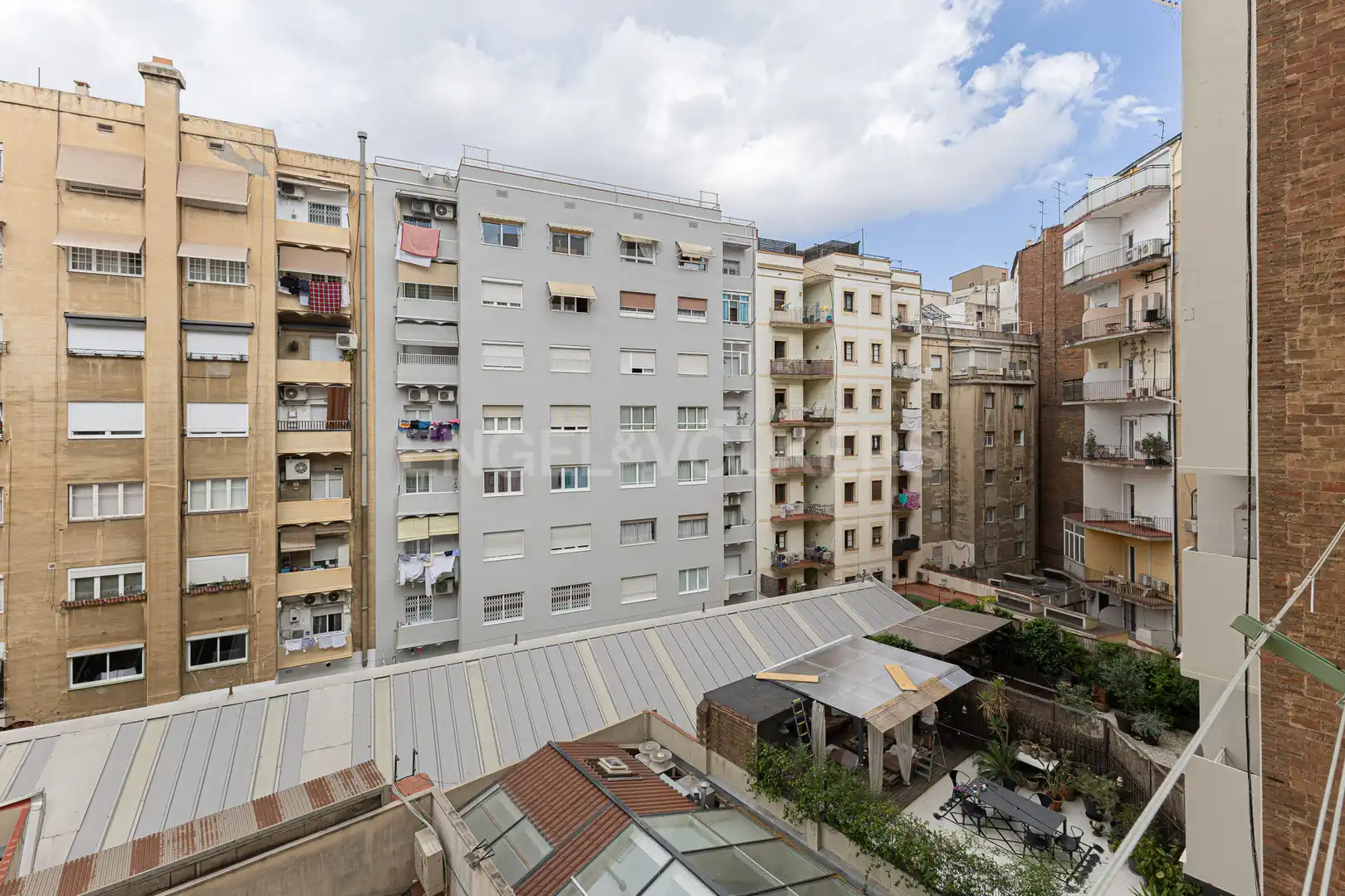 Exterior view of Flat for rent in Barcelona  with Air Conditioner, Heating and Parquet flooring
