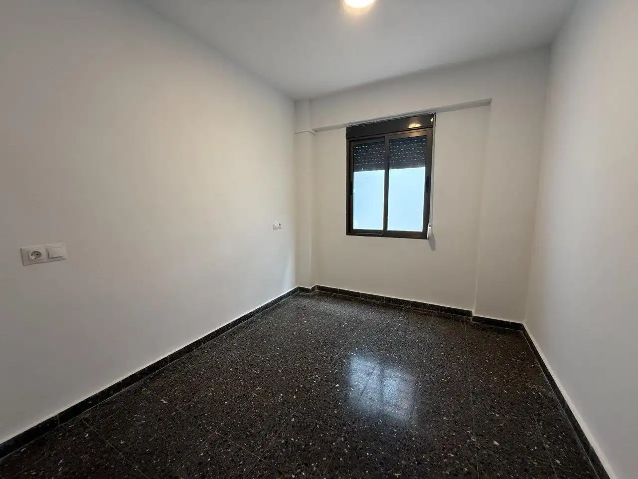 Dormitori de Apartament en venda en Tavernes de la Valldigna amb Balcó