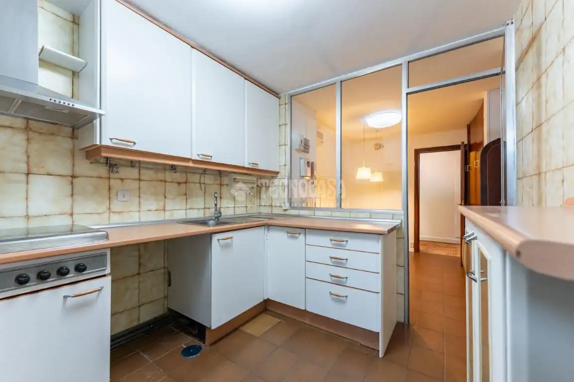 Cocina de Piso en venta en Madrid con Aire acondicionado, Calefacción y Piscina comunitaria