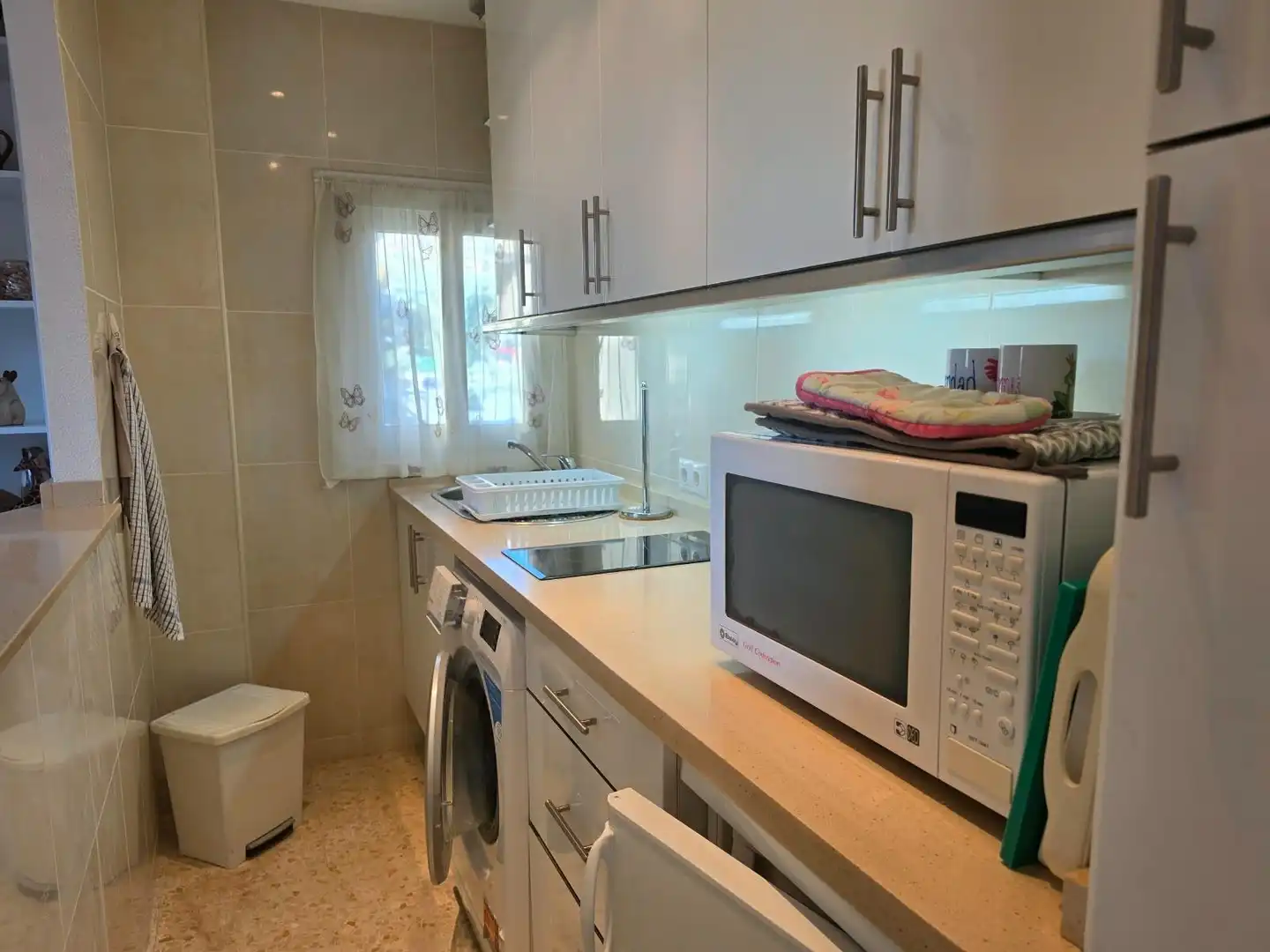 Cocina de Apartamento en venta en Torremolinos con Aire acondicionado, Jardín privado y Terraza