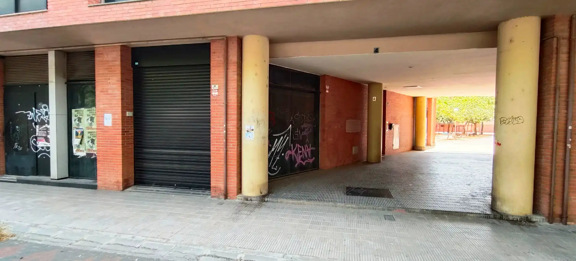 Parking de Local de alquiler en Lleida con Aire acondicionado, Calefacción y Parquet