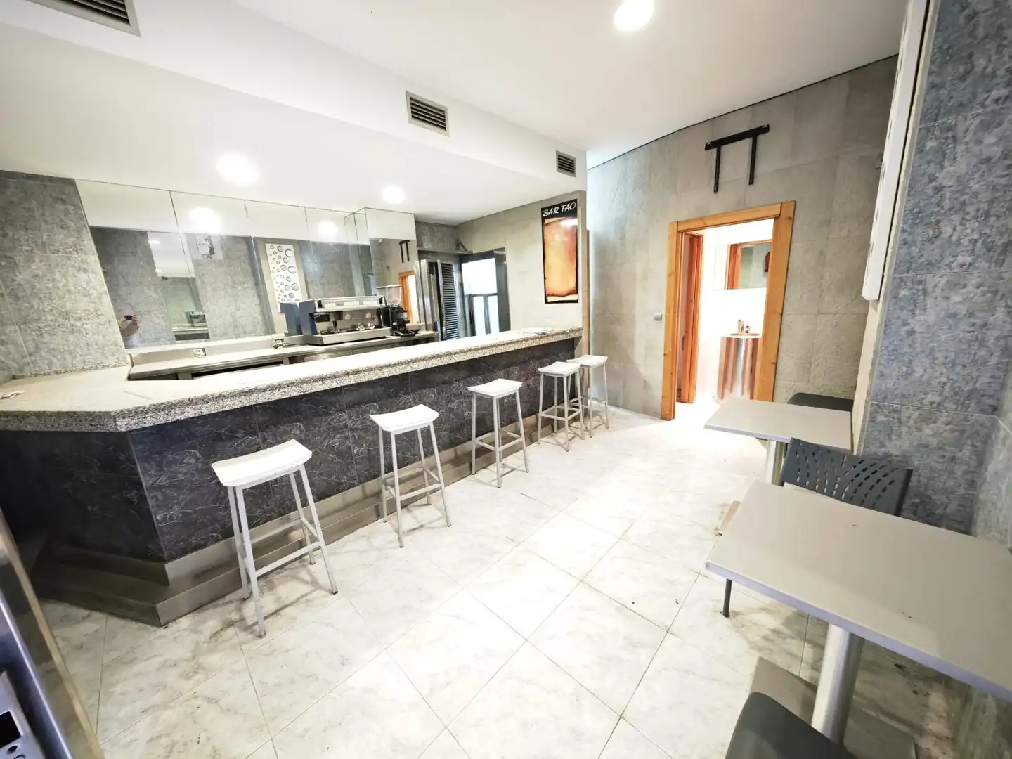 Business premises for sale in Lasesarre