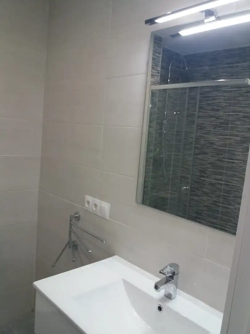 Study for rent in Avenida Europa, 82, Centro Internacional