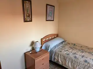 Habitación de Piso en venta en Zaragoza con Calefacción, Amueblado y Horno