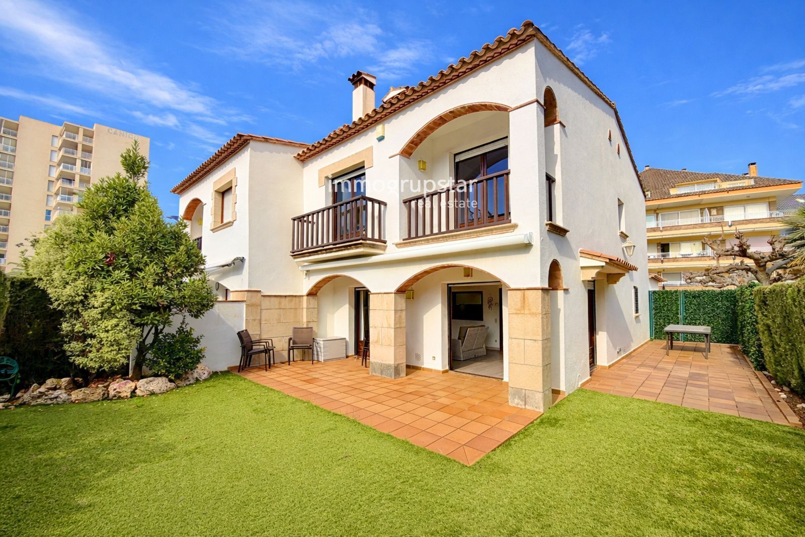 Exterior view of Single-family semi-detached for sale in Calonge i Sant Antoni  with Heating, Terrace and Storage room