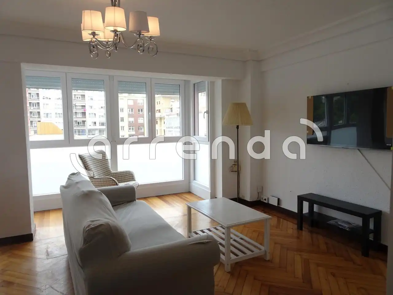 Sala de estar de Piso de alquiler en Santander con Calefacción y Amueblado