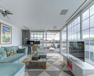 Sala d'estar de Àtic en venda en  Madrid Capital amb Aire condicionat, Calefacció i Terrassa
