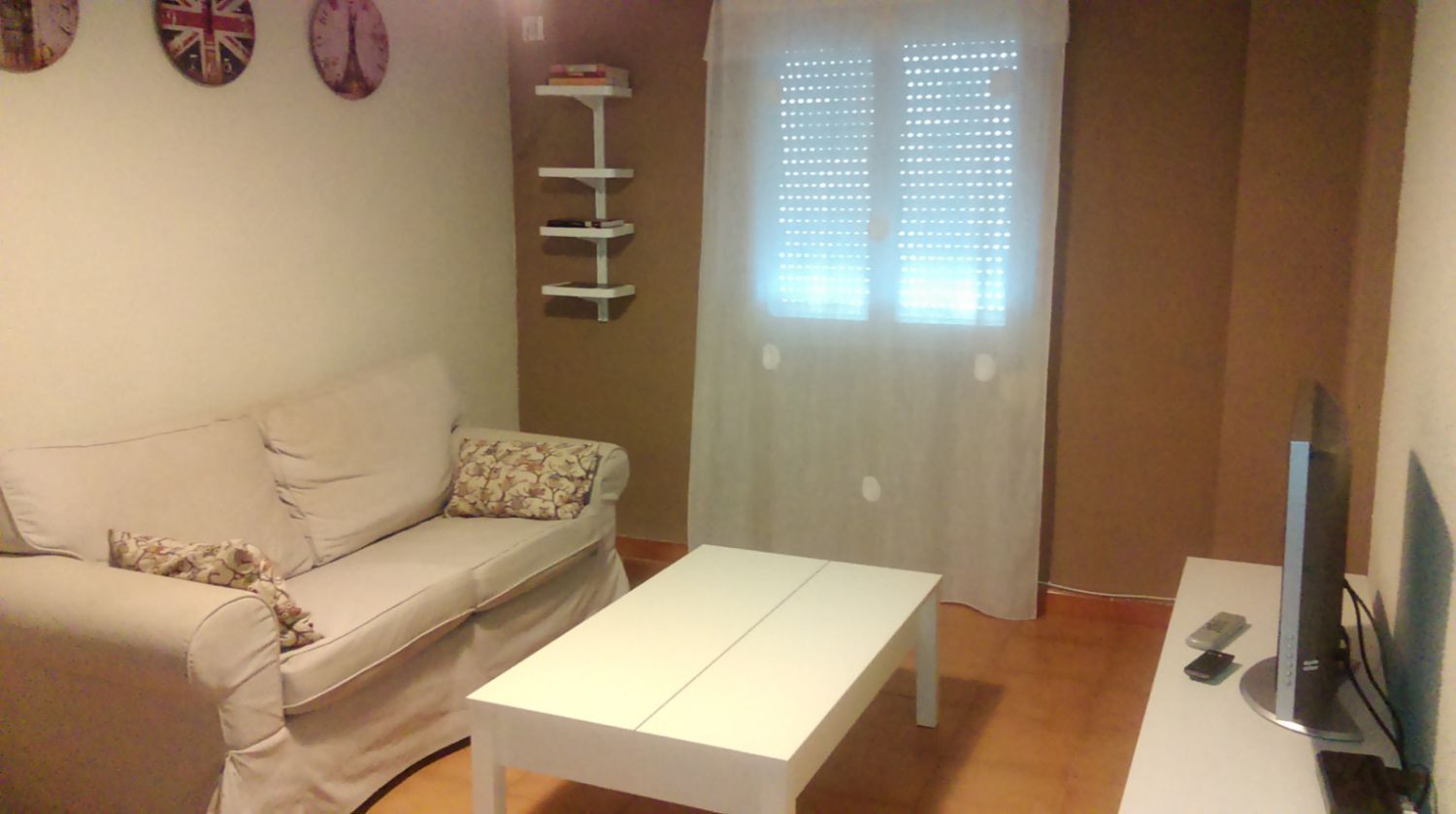 Living room of Flat to rent in  Sevilla Capital  with Air Conditioner, Heating and Furnished
