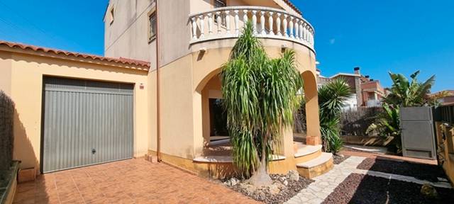 Casa-chalet en Venta en Carrer de Puig Cerver en Jardins de Vilafortuny- Mas d'en Bosch