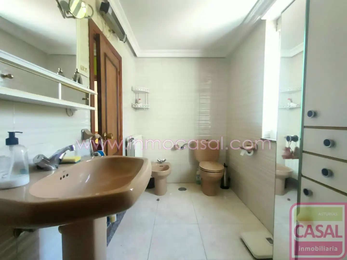 Baño de Casa o chalet en venta en Castrillón con Calefacción, Terraza y Trastero
