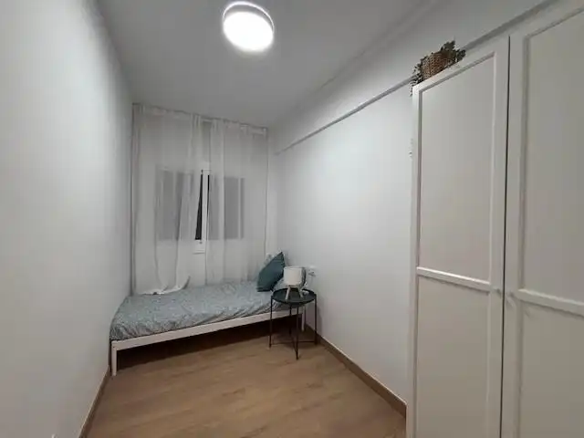 Piso en venta en Avenida Gran Via de les Corts Catalanes, Hostafrancs