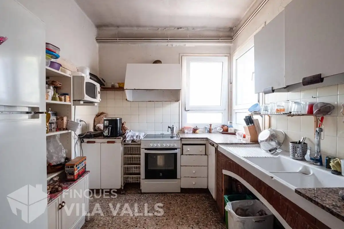 Cuina de Casa o xalet en venda en Palau-solità i Plegamans amb Jardí privat