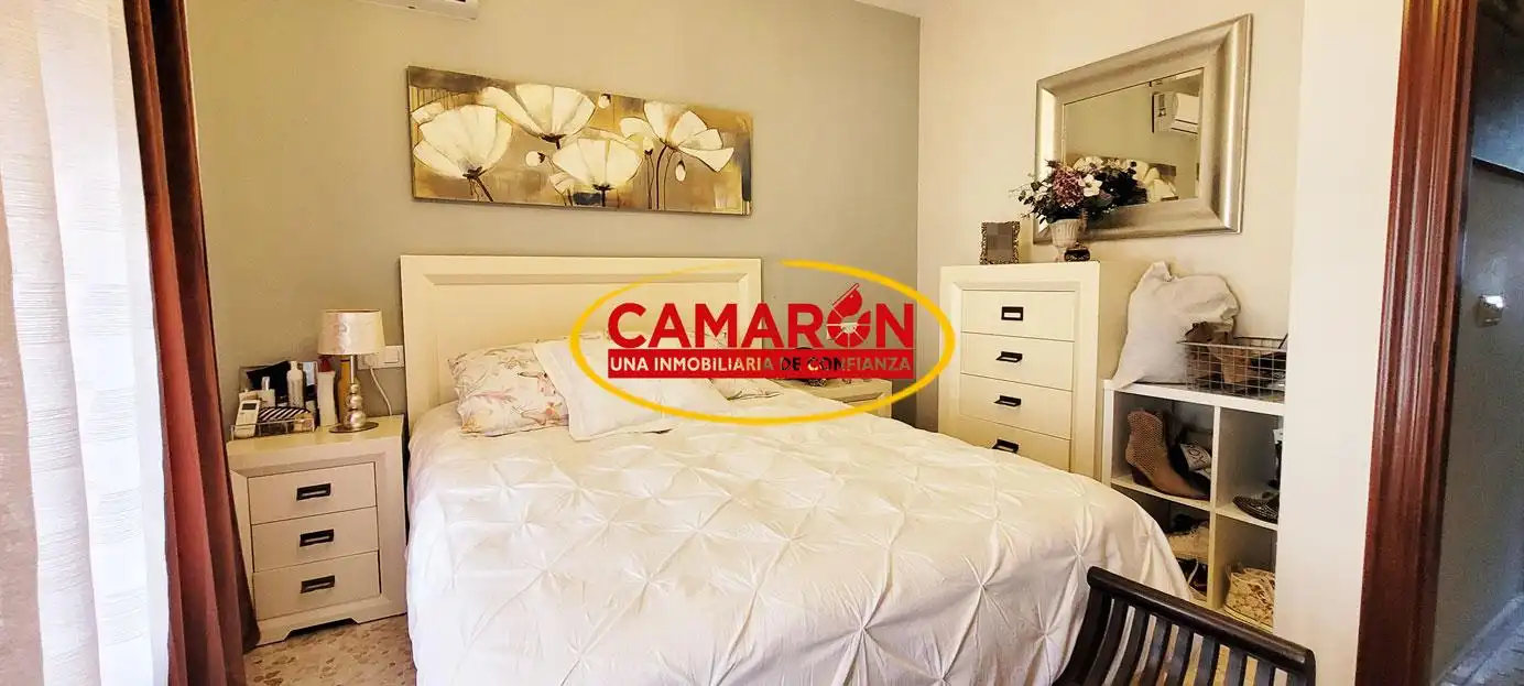 Habitación de Casa o chalet en venta en Coria del Río con Balcón
